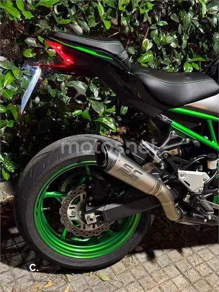 Kawasaki Z 900 – Vista 4