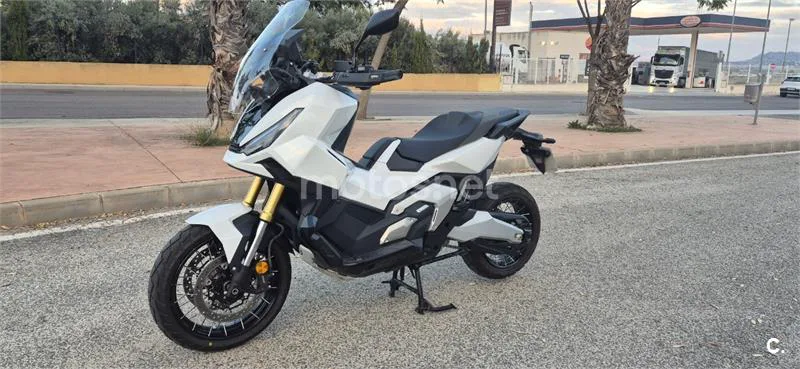 Honda X-ADV – Vista 2