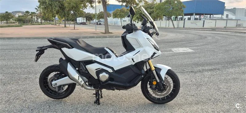 Honda X-ADV – Vista 4