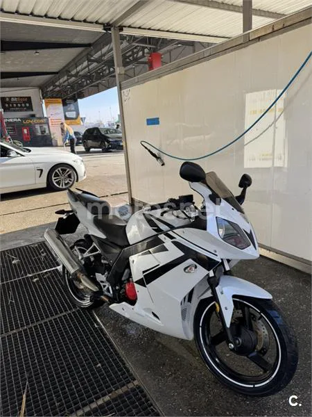 Daelim Roadwin 125R Fi – Vista 9