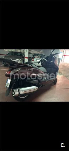 Yamaha YP Majesty 400 – Vista 3