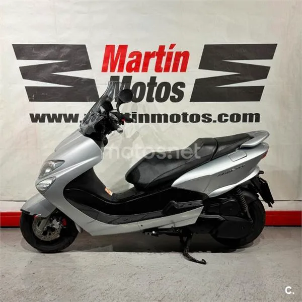 Yamaha Majesty 125 – Vista 5