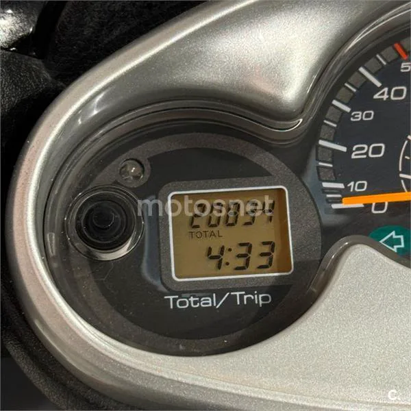 Yamaha Majesty 125 – Vista 7