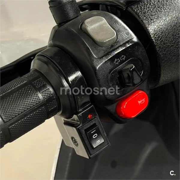 Yamaha Majesty 125 – Vista 9