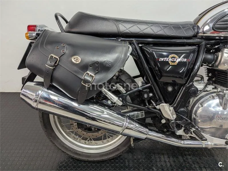 Royal Enfield Interceptor 650 – Vista 8
