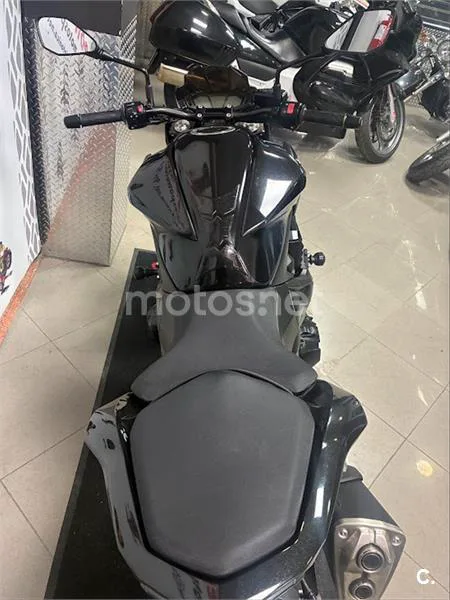 Kawasaki Z800 – Vista 5