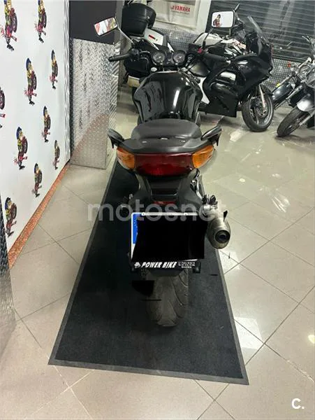 Honda CBF 500 – Vista 6