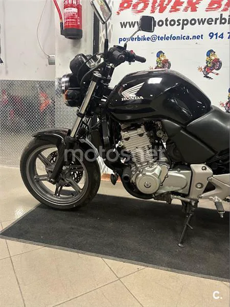 Honda CBF 500 – Vista 10