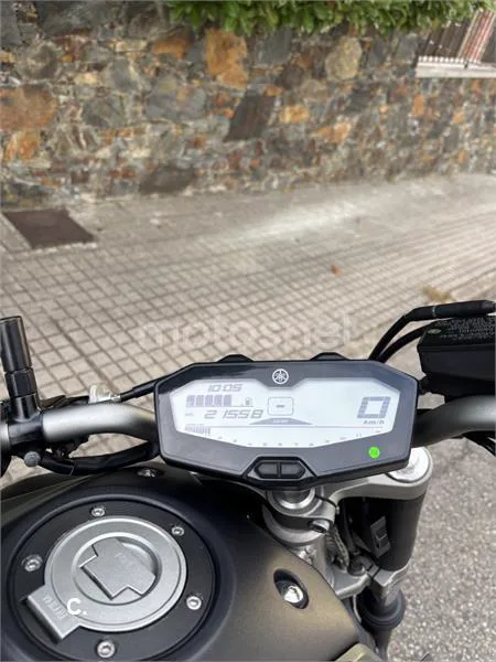 Yamaha MT-07 – Vista 11