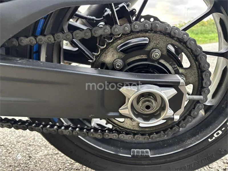 Yamaha MT-07 – Vista 12