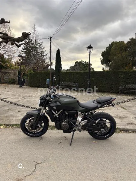 Yamaha MT-07 – Vista 4