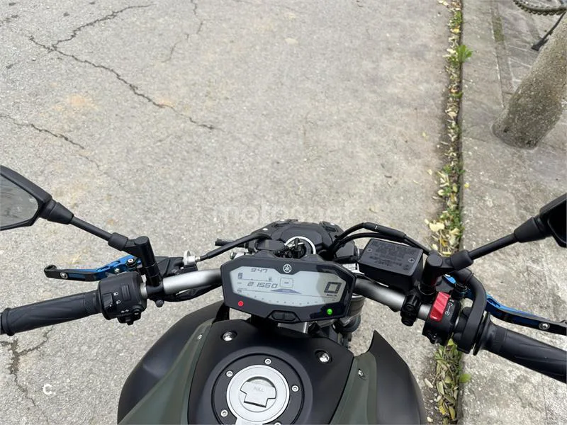 Yamaha MT-07 – Vista 9