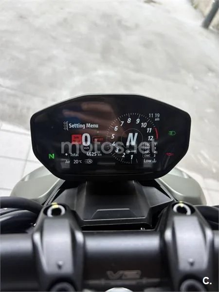 Ducati Streetfighter V2 – Vista 6