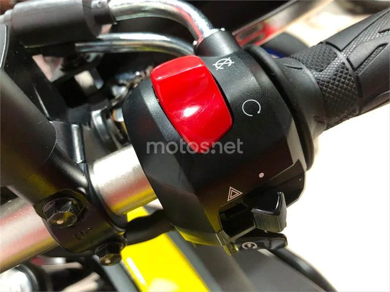 Suzuki V-Strom 650 XT – Vista 9