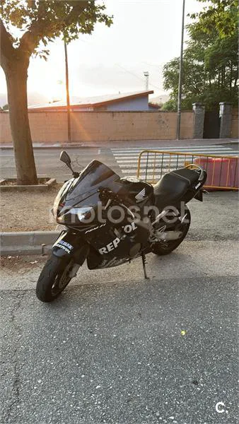 Honda CBR 600F – Vista 2