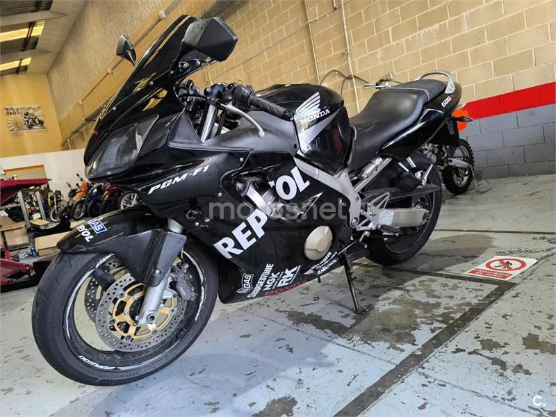 Honda CBR 600F – Vista 3