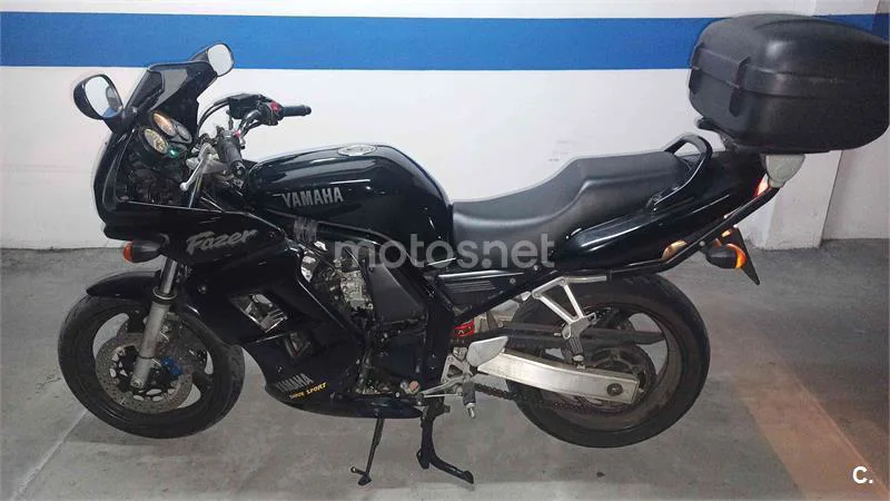 Yamaha FZS 600 Fazer 1900 € 2001 Asturias - 1