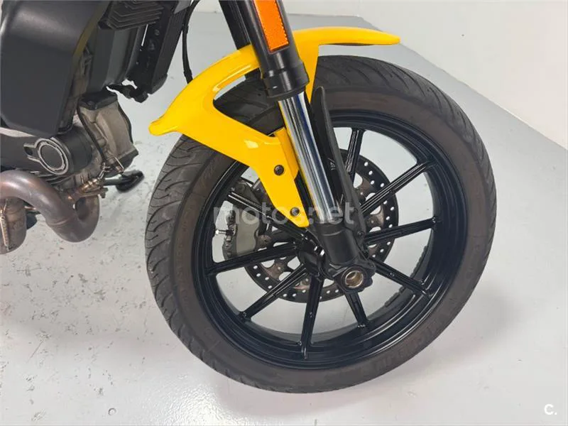 Ducati Scrambler – Vista 4