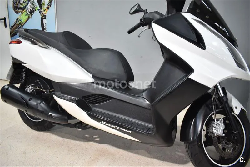 Kymco Super Dink 125 – Vista 7
