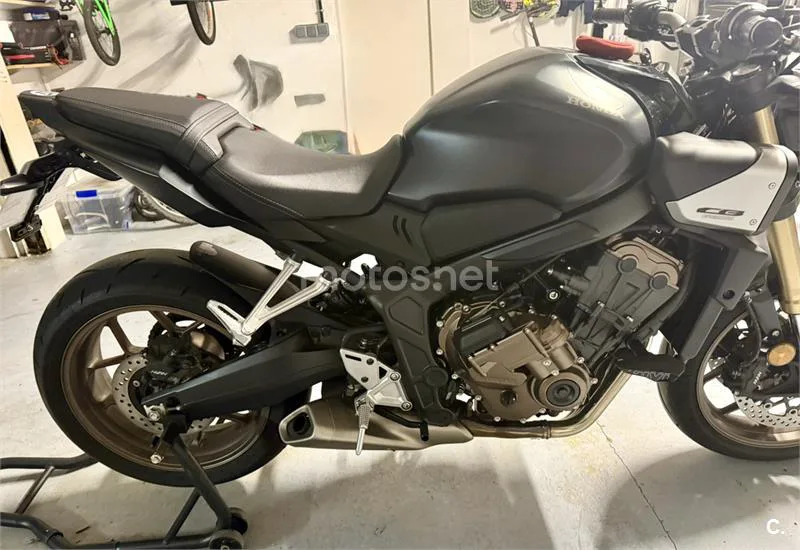 Honda CB 650 R E-Cluth 8100 € 2025 Madrid - 2