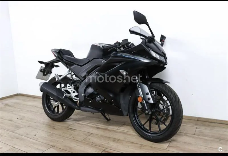 Yamaha R 125 – Vista 2