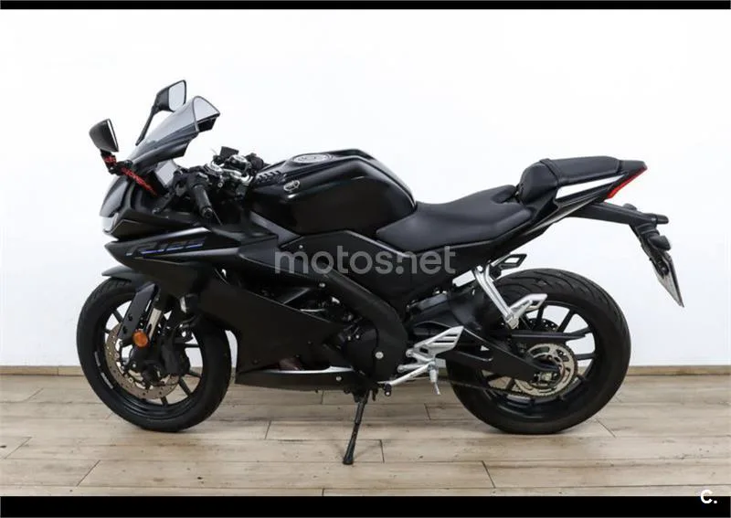 Yamaha R 125 – Vista 5