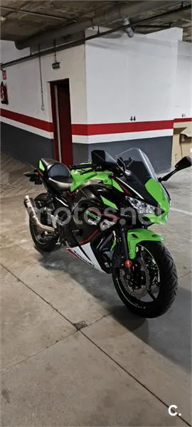 Kawasaki Ninja 650 – Vista 2