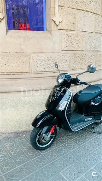 Vespa GTS Super 125 – Vista 4