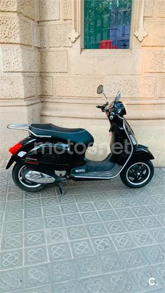 Vespa GTS Super 125 – Vista 8