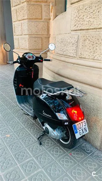 Vespa GTS Super 125 – Vista 10