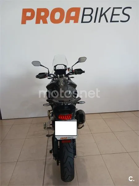 Triumph Tiger 900 - Vista 4