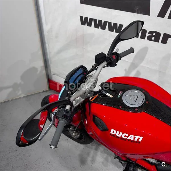Ducati Monster 796 – Vista 11