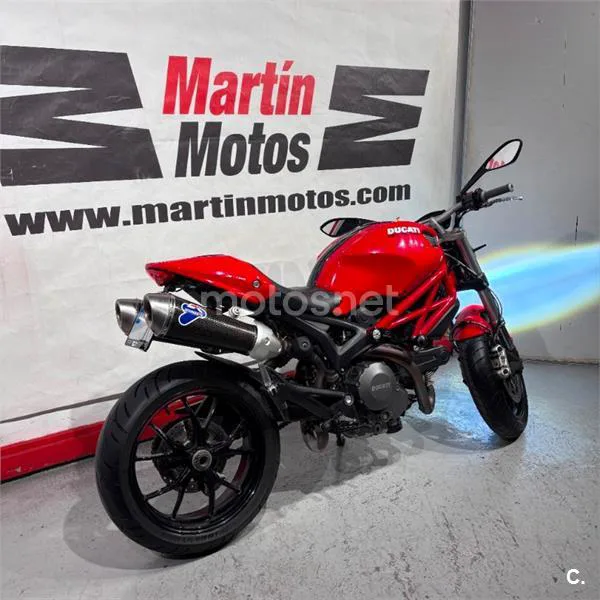 Ducati Monster 796 – Vista 3