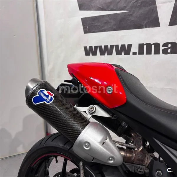 Ducati Monster 796 – Vista 4