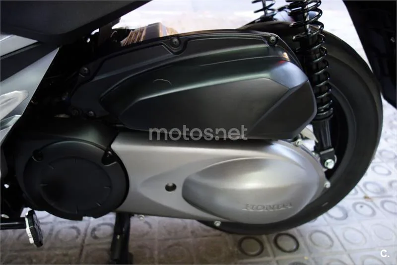 Honda Forza – Vista 11