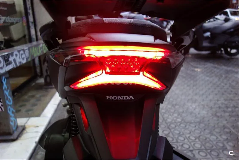 Honda Forza – Vista 5