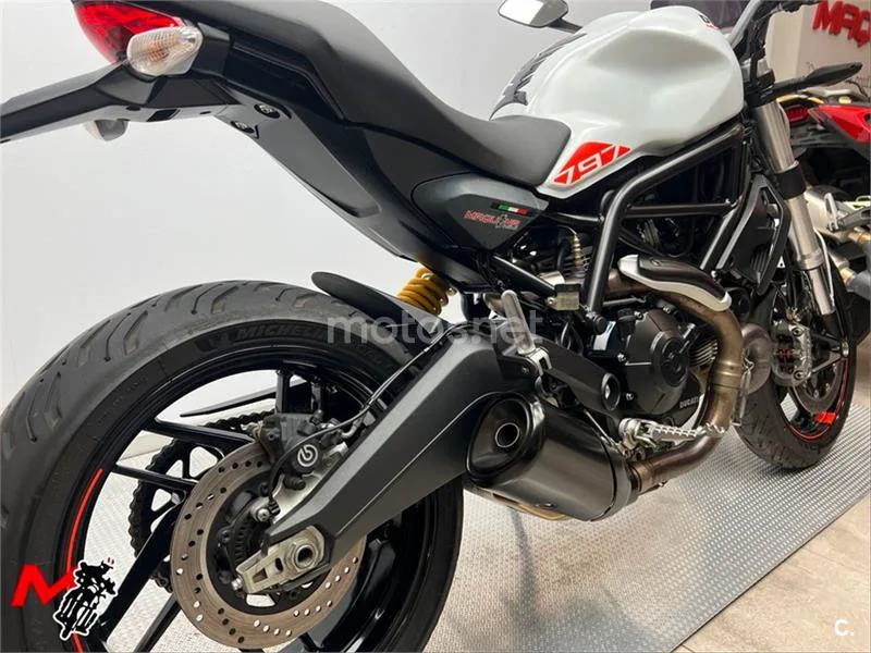 Ducati Monster 797 – Vista 5
