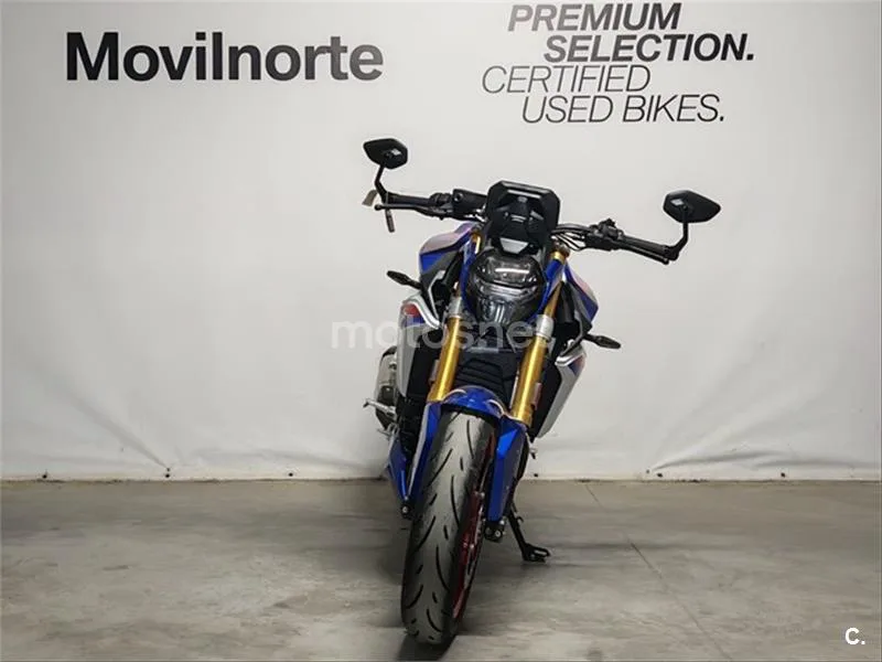 BMW F 900 R – Vista 3