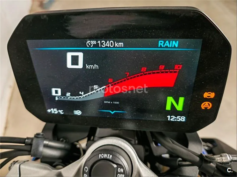 BMW F 900 R – Vista 6