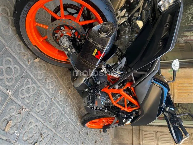 KTM 125 – Vista 12