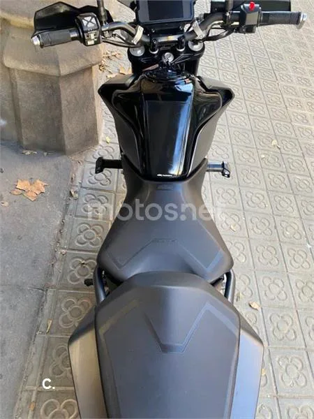 KTM 125 – Vista 14
