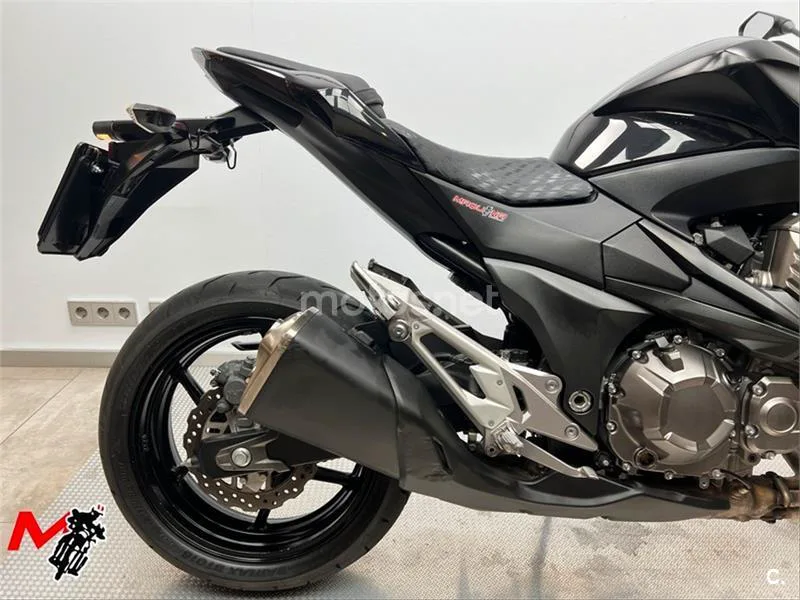 Kawasaki Z800 – Vista 4