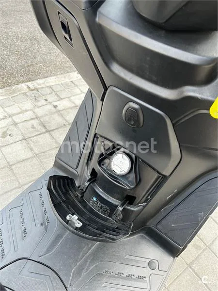 Kymco Grand Dink 125 – Vista 6