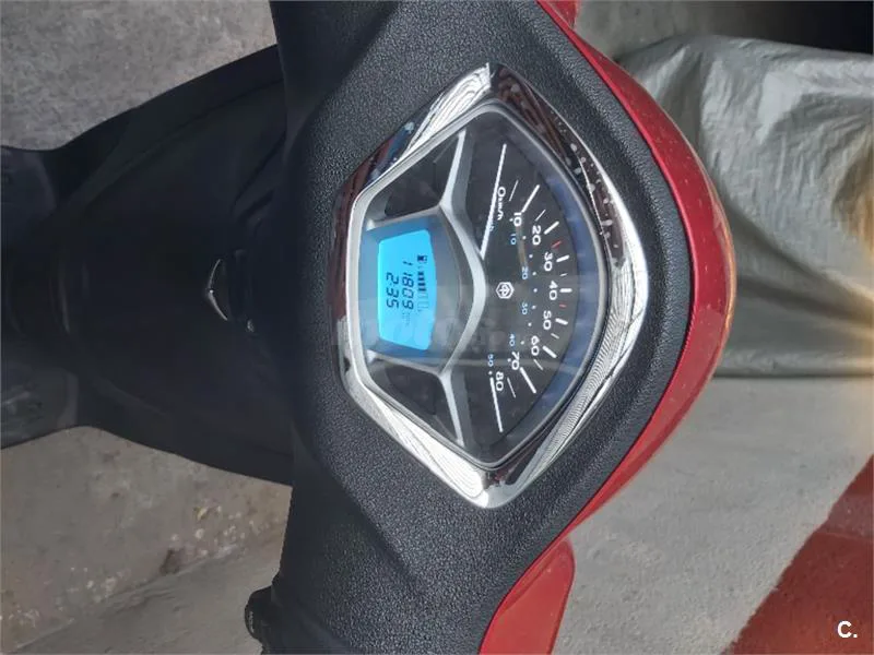 Piaggio LIBERTY 50 – Vista 5