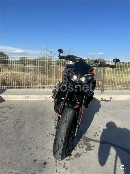 Yamaha MT-09 – Vista 2