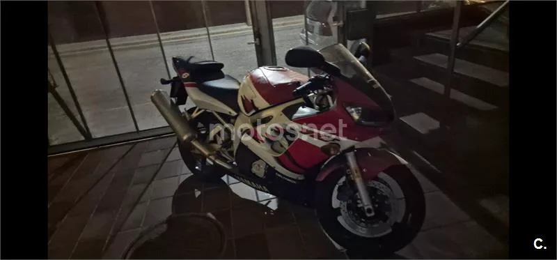 Yamaha R6 3200 € 2000 Huesca - 2