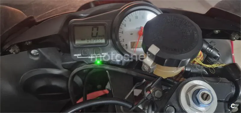 Yamaha R6 – Vista 4