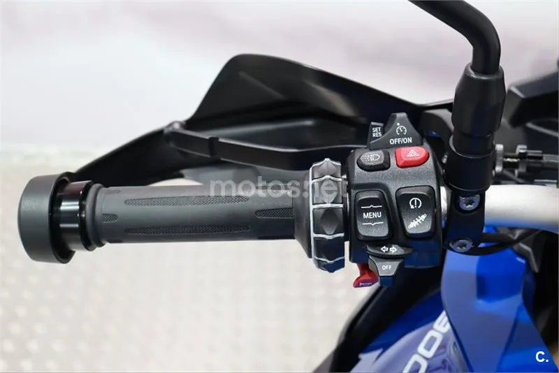 BMW F 900 XR – Vista 8
