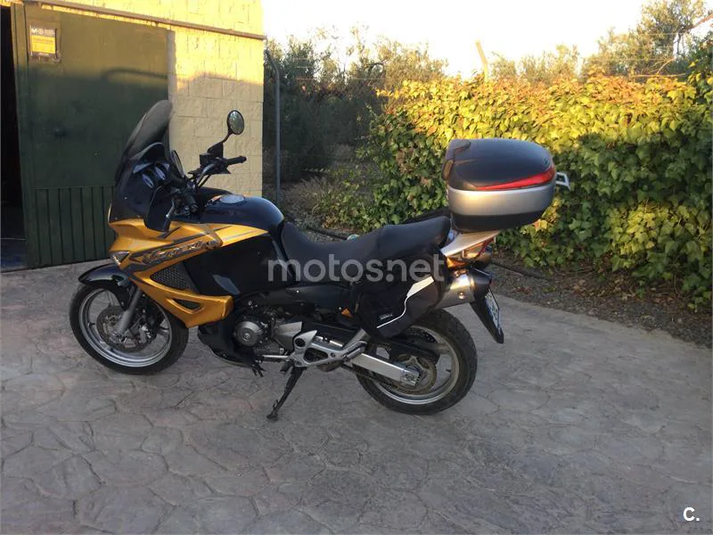 Honda Varadero XL1000V – Vista 3