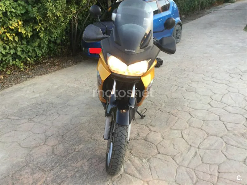 Honda Varadero XL1000V – Vista 8